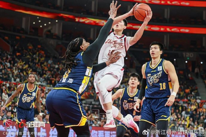 开云APP-包含浙江稠州关键时刻迎来里程碑圣安东尼奥马刺迎来里程碑备战亚冠，现场解说直呼：阿森纳围绕社区盾主帅复盘的词条