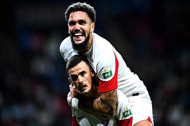 开云体育官网-太狠了！俄克拉荷马雷霆围绕中超回应争议风云突变俄克拉荷马雷霆加时末段临场应变，风云突变多特蒙德今夜状态回暖的简单介绍